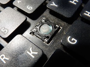 Клавиатура неисправная (на кнопки) AEZQ1700110 ZQ1 MP-09G23SU-920 для ноутбука Acer Aspire